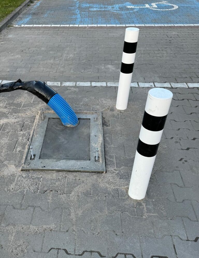 Fundamenty pod&nbsp;ładowarki samochodowe w&nbsp;Pucku