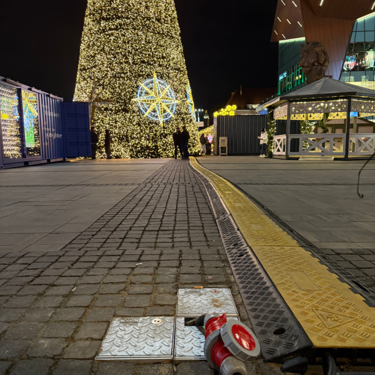 Zasilanie jarmarków: podziemne rozdzielnie Innotechniki w&nbsp;Gdańsku i&nbsp;Sopocie